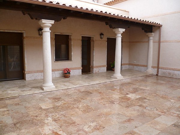 SUELO DE PIEDRA ALMAGRO ENVEJECIDA (4)